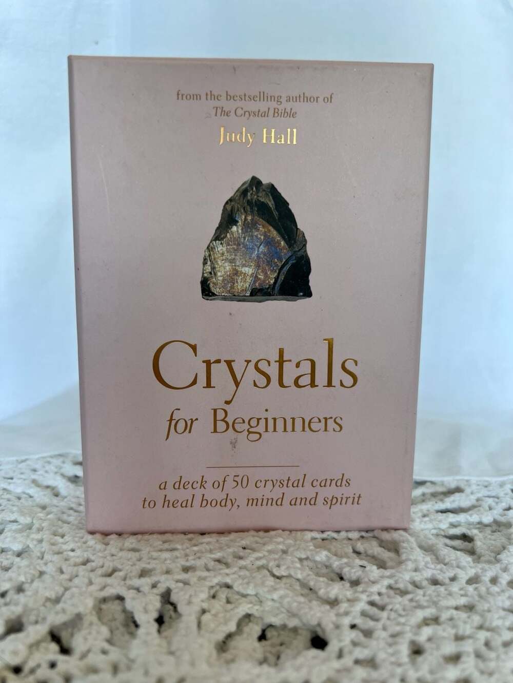 Judy Hall Crystals for Beginners: A Deck of 50 Crystal Cards